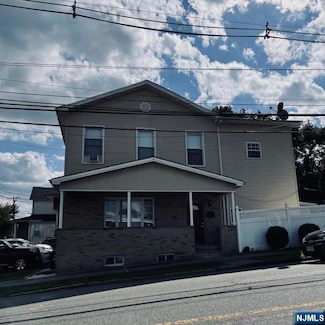 92 Hoboken Rd Unit A, East Rutherford, NJ 07073