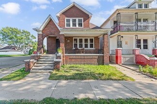 3096 Belmont St, HamtraMcK, MI 48212