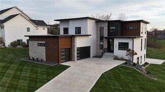 3702 Autumn Sage Cir, Norwalk, IA 50211