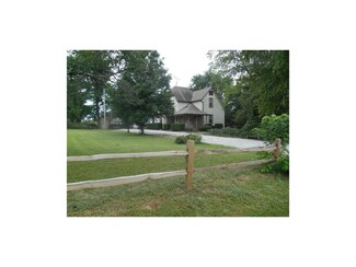 850 NE 870 Rd, Calhoun, MO 65323