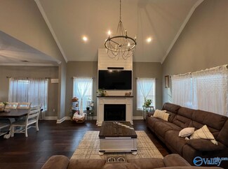 2411 Abernathy Cir S, Southside, AL 35907
