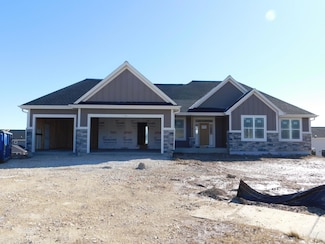 716 Hummingbird Ln, Grafton, WI 53024