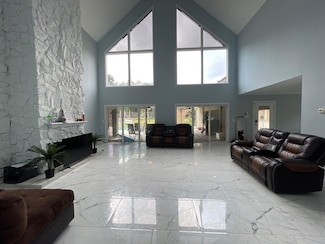 5890 Montgomery Rd, Midlothian, TX 76065