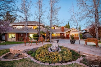 41504 Mission Dr, Palmdale, CA 93551