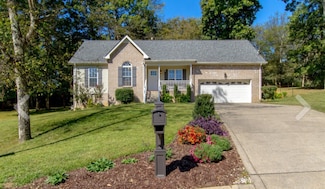 105 Donovan Ct, Hendersonville, TN 37075
