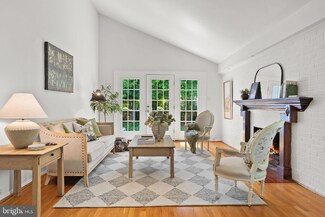 8609 Cushman Place, Alexandria, VA 22308