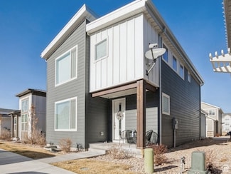 1046 W Albion Meadow Way, Bluffdale, UT 84065