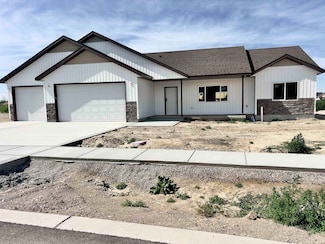 1180 Alpine Ave, Chubbuck, ID 83202
