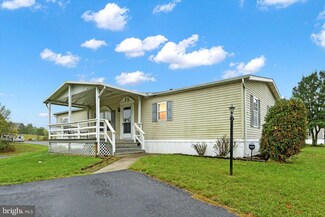 130 Wheaton Place, Harrisburg, PA 17112