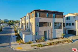 3015 Tallahassee Ln, Simi Valley, CA 93065