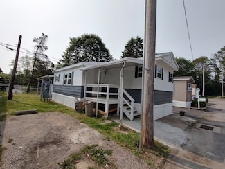 29 Hemlock Dr, Shelton, CT 06484