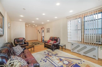 2685 E 7th St Unit 6P, Brooklyn, NY 11235