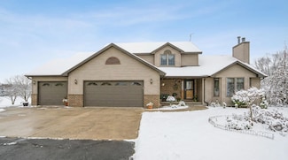 N1100 Wood Ln, Pulaski, WI 54162