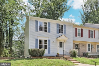 10164 Sassafras Woods Ct, Burke, VA 22015