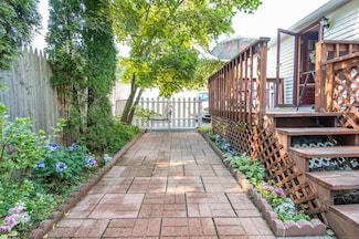 26 Crescent Park Rd, Westport, CT 06880