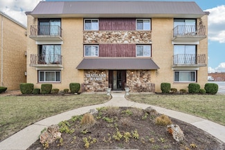 915 Graceland Ave Unit 1E, Des Plaines, IL 60016