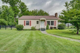 123 Park Ct, Johnson City, TN 37601