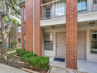 3253 Donnelly Cir Unit 803, Fort Worth, TX 76107