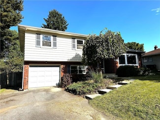 3211 W Congress St, Allentown, PA 18104