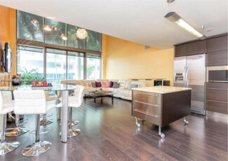 6000 Collins Ave Unit 146, Miami Beach, FL 33140