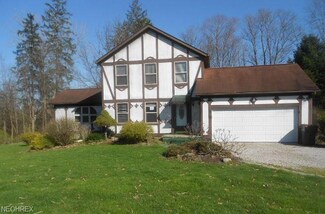 5829 Ridgeway St, Peninsula, OH 44264
