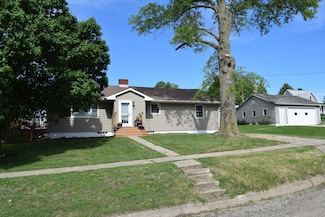 402 3rd St, Portsmouth, IA 51565