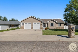 2435 Lake Heights Dr, Billings, MT 59105