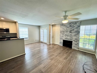 14600 Fonmeadow Dr Unit 304, Houston, TX 77035