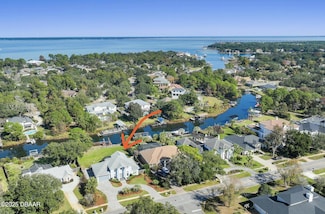 138 Country Club Dr W, Destin, FL 32541