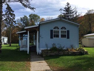 76 Edmunds Cir, Braintree, VT 05060
