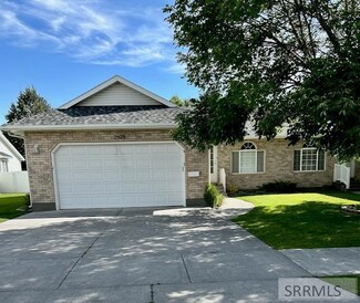 2928 Stonehaven Cir, Ammon, ID 83406