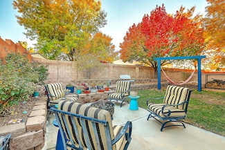 6332 Calle Tesoro NW, Albuquerque, NM 87114