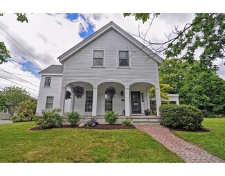 2 Prospect St, Nahant, MA 01908