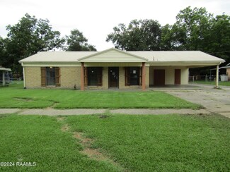 308 East Dr, New Iberia, LA 70563