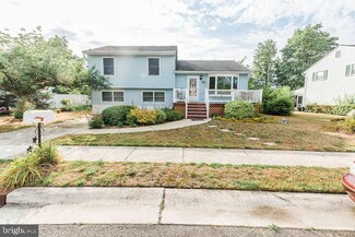 12 Bucknell Rd, Somers Point, NJ 08244