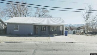204 W 5th St, Hawthorne, NV 89415