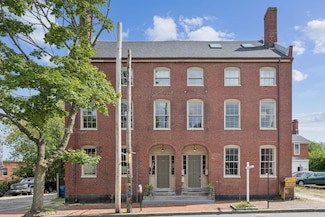 32 Pleasant St Unit 2, Portland, ME 04101