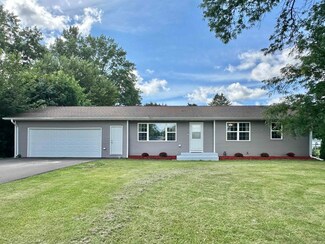 836 E Hart Rd, Beloit, WI 53511