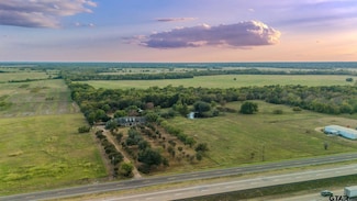 8099 W Interstate Highway 30, Cumby, TX 75433