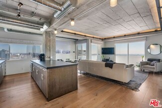 7250 Franklin Ave Unit 817, Los Angeles, CA 90046