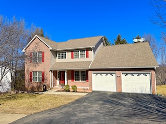 4816 Hickory Hill Dr, Roanoke, VA 24018