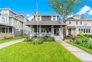 16509 Clifton Blvd, Lakewood, OH 44107