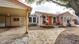 210 Kirven Ave, Waxahachie, TX 75165