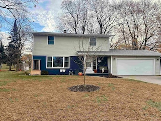 302 N Washington St, Bonduel, WI 54107