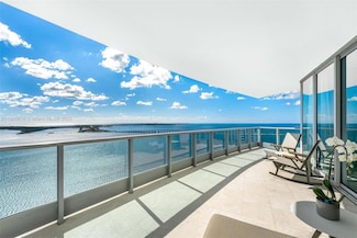 1331 Brickell Bay Dr Unit 3711, Miami, FL 33131