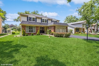 1612 N Burning Bush Ln, Mount Prospect, IL 60056