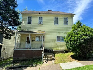909 & 911 Walnut St, Martins Ferry, OH 43935