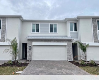 374 Bogey Dr, Davenport, FL 33896