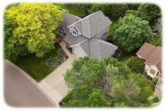 9420 Magnolia Way N, Maple Grove, MN 55369