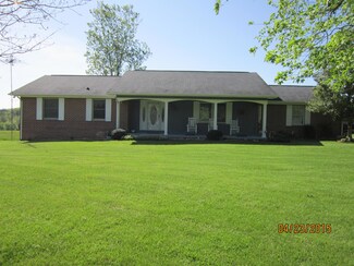 1233 Poplar Creek Rd, Oliver Springs, TN 37840